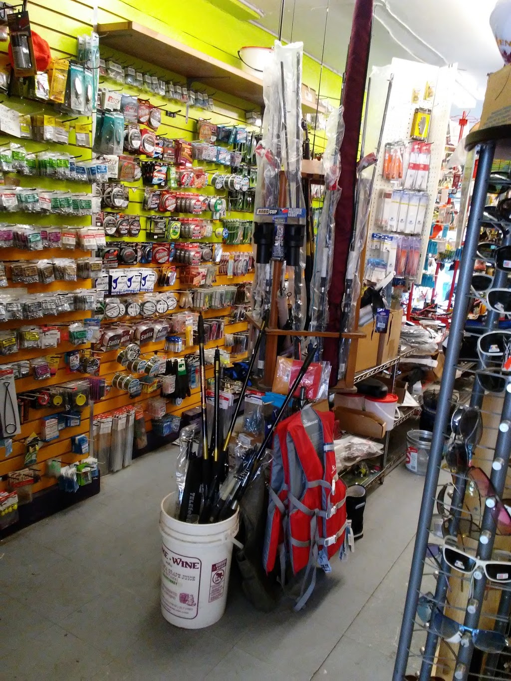 All Nation Fishing Shop - Live Bait & Fishing Tackle Toronto | 1816 Jane St, York, ON M9N 2T3, Canada | Phone: (416) 241-3474