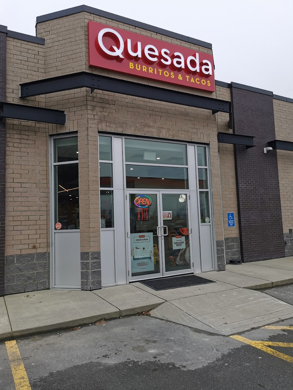 Quesada Burritos & Tacos | 44046 Progress Way, Chilliwack, BC V2R 0L2, Canada | Phone: (604) 703-0084