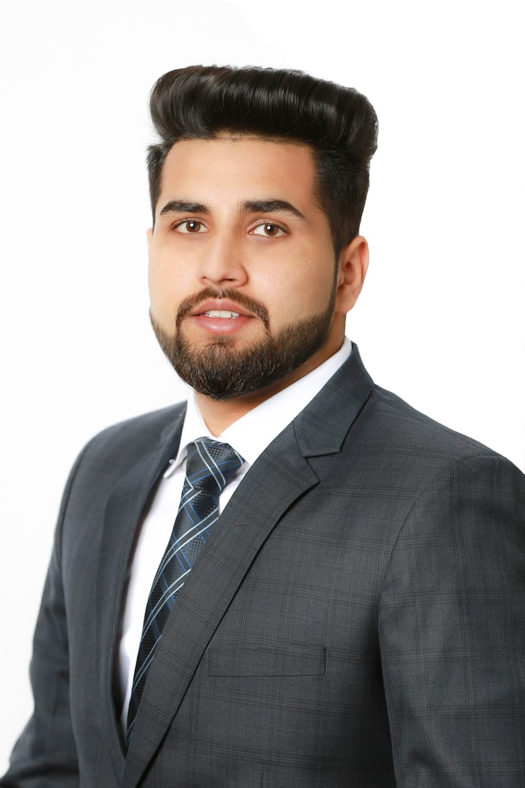 Sahibjot Singh — Insurance Broker | 241 Clarence St Unit # 28, Brampton, ON L6W 4P2, Canada | Phone: (416) 317-9509