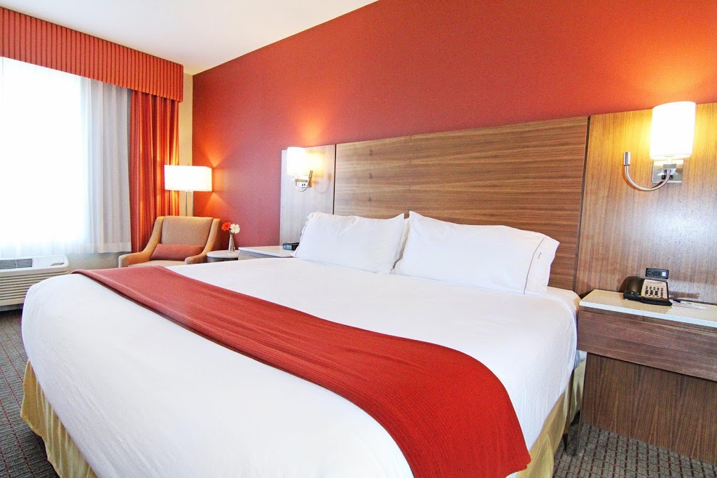 Holiday Inn Express & Suites Calgary NW - University Area | 2373 Banff Trail NW, Calgary, AB T2M 4L2, Canada | Phone: (587) 390-6100