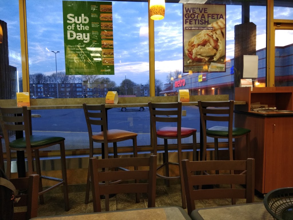 Subway | 1030 Adelaide St N Unit 2, London, ON N5Y 2M9, Canada | Phone: (519) 679-6939