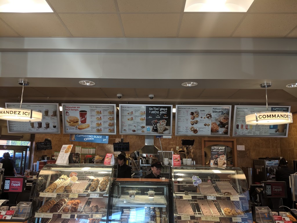 Tim Hortons | 511 Rue Samuel de Champlain, Boucherville, QC J4B 6B6, Canada | Phone: (450) 655-7033