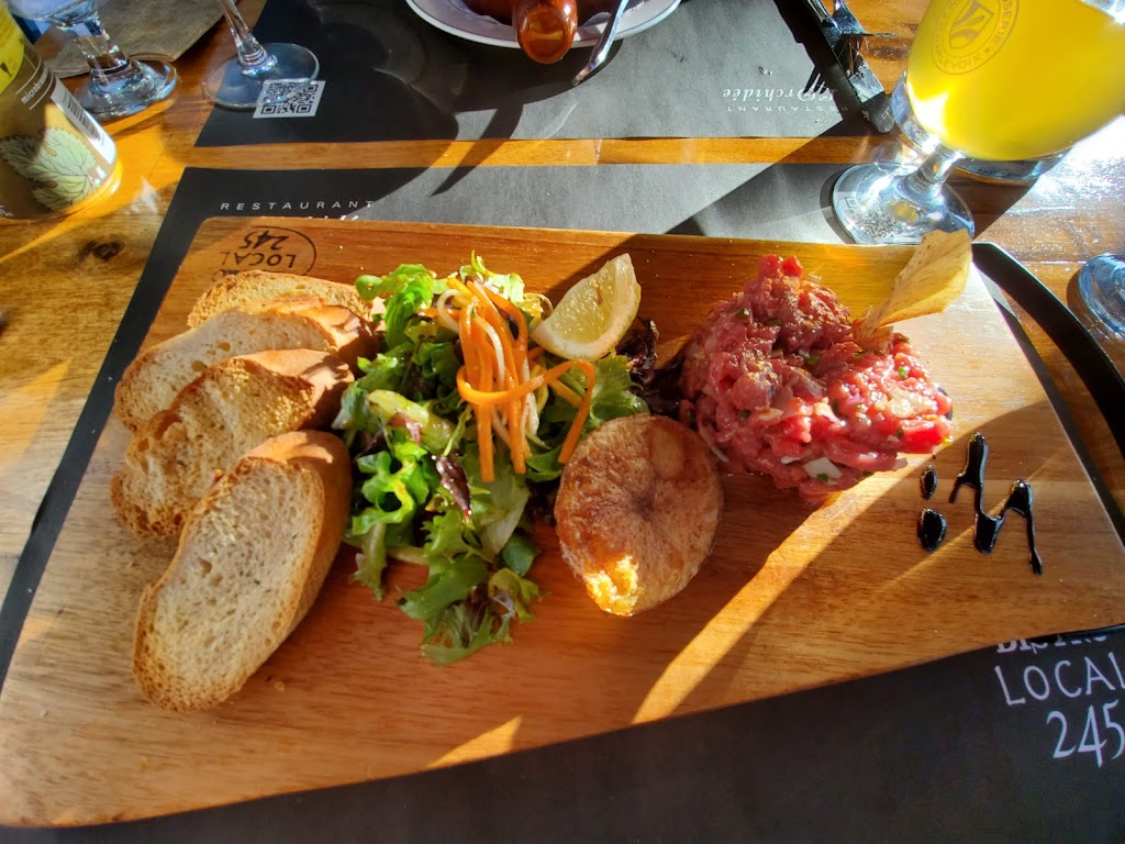 Bistro Local 245 | 245 Bd de Comporté, La Malbaie, QC G5A 2Y3, Canada | Phone: (418) 665-7660