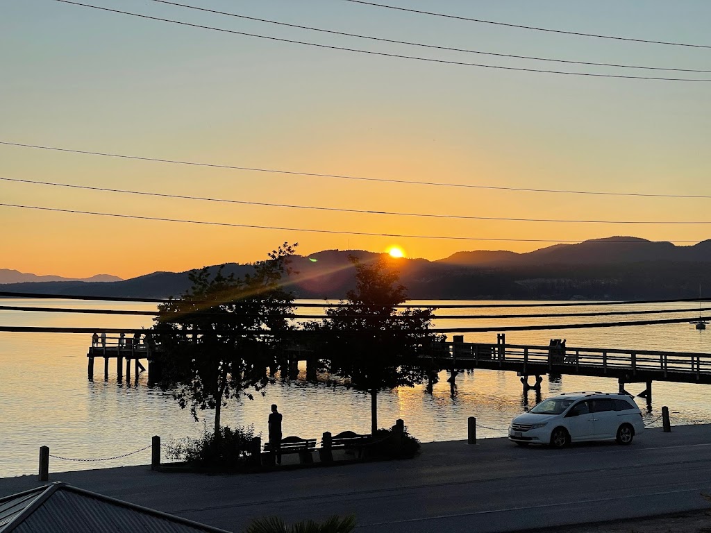 The Oceanside, a Coast Hotel | 4748 Sunshine Coast Hwy, Sechelt, BC V0N 3A2, Canada | Phone: (778) 458-2577