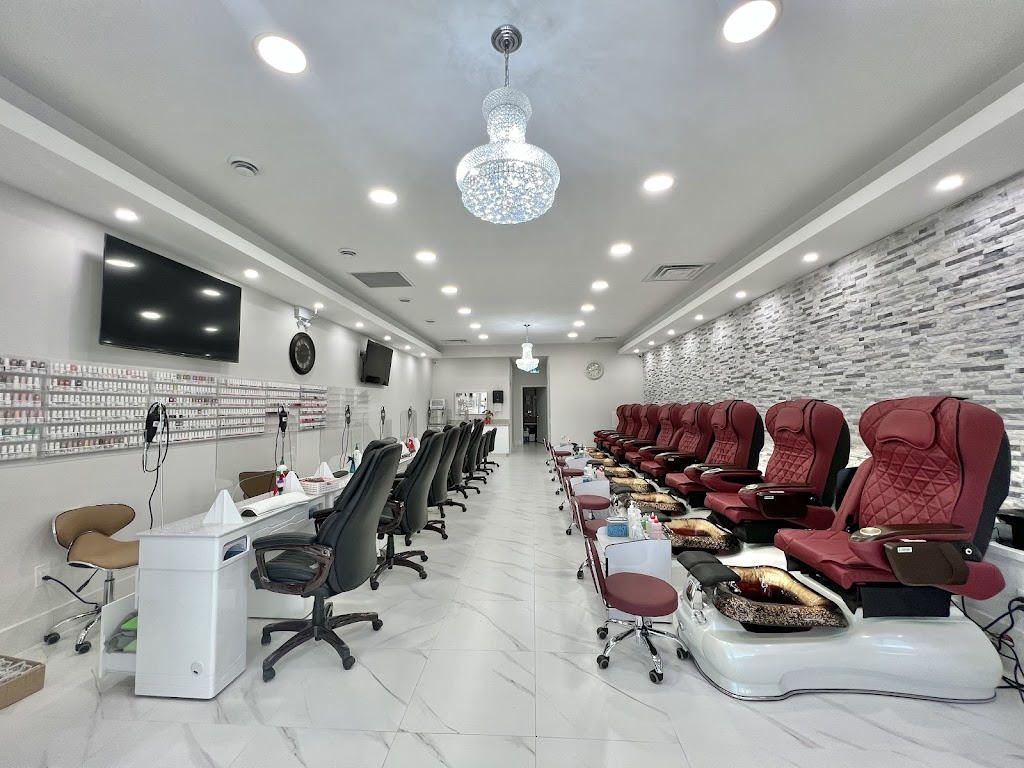 Pedi N Nail Newmarket Hyw 404 / Davis Drive | Harry Walker Pkwy S, Newmarket, ON L3Y 8T3, Canada | Phone: (905) 898-8889