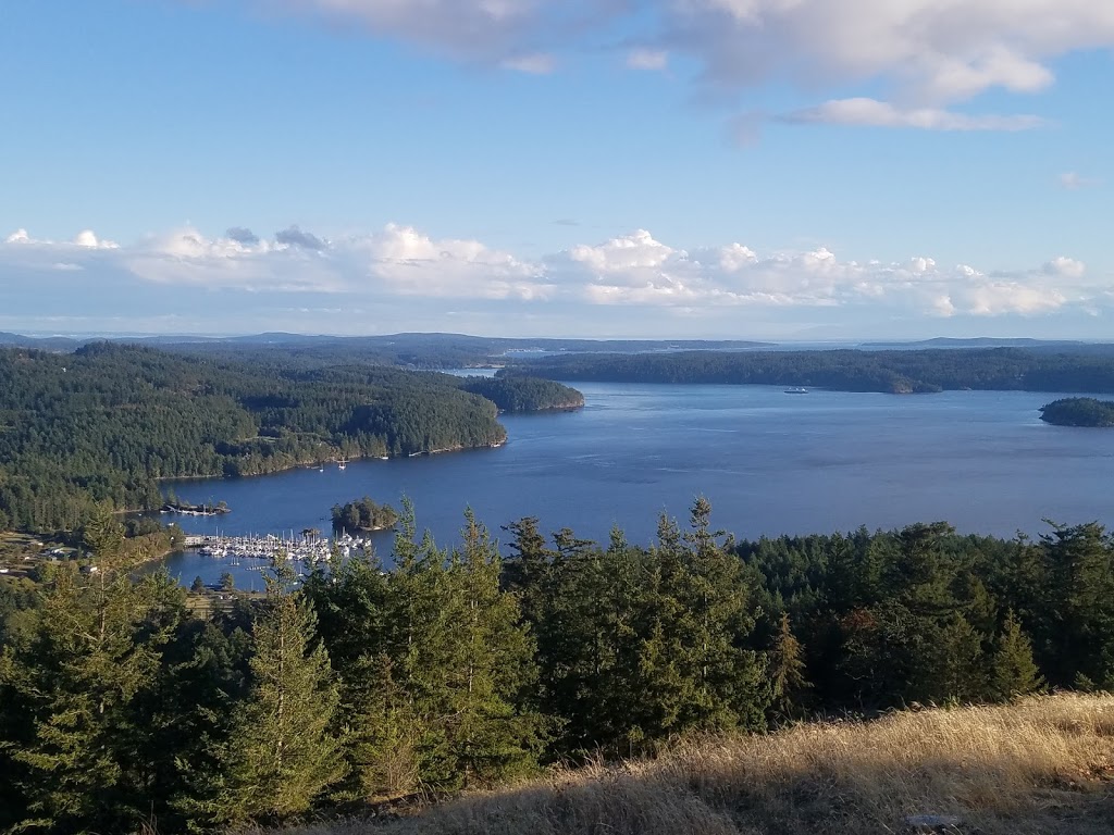 Turtleback Mountain South Trailhead | Orcas Island, Eastsound, WA 98245, USA