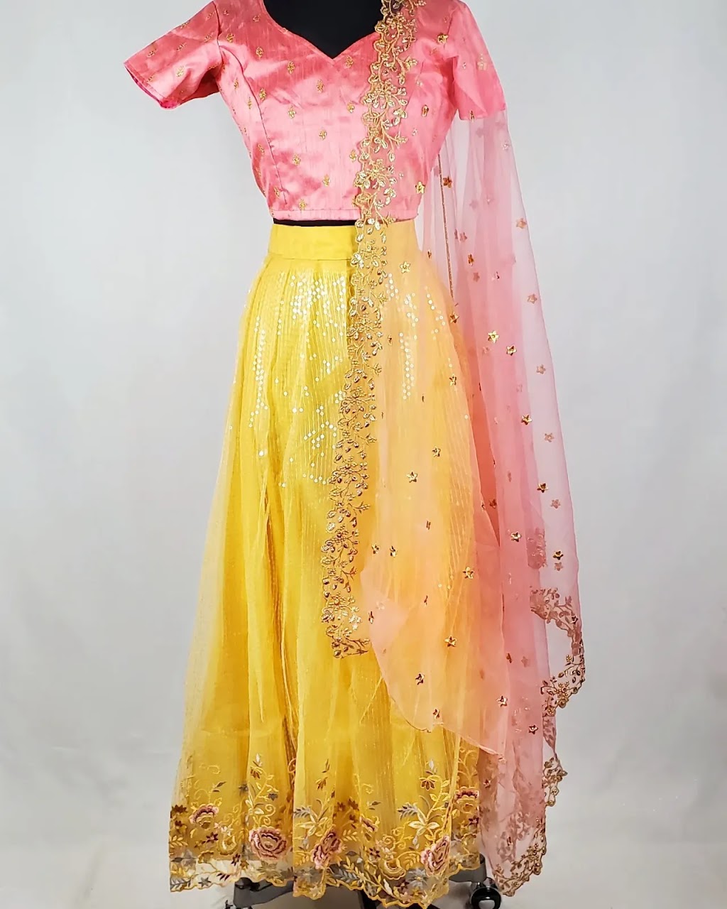 Turiya Fashions | 1275 Danforth Rd, Scarborough, ON M1J 1E7, Canada | Phone: (416) 832-6160