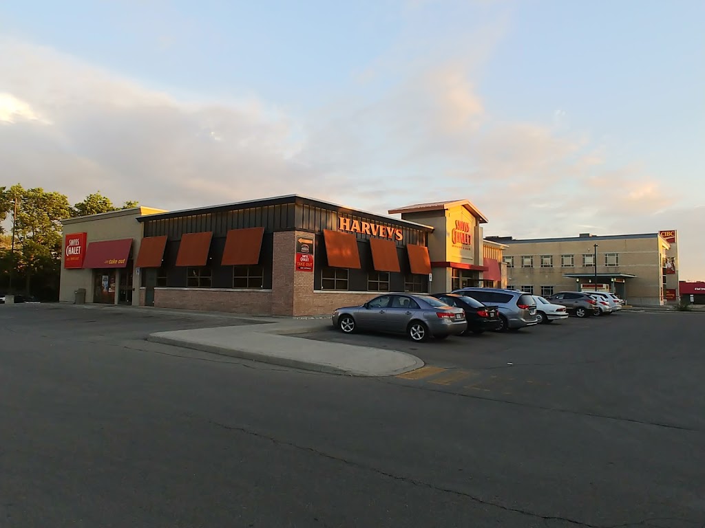 Swiss Chalet | 2422 Fairview St, Burlington, ON L7R 2E4, Canada | Phone: (905) 681-3336