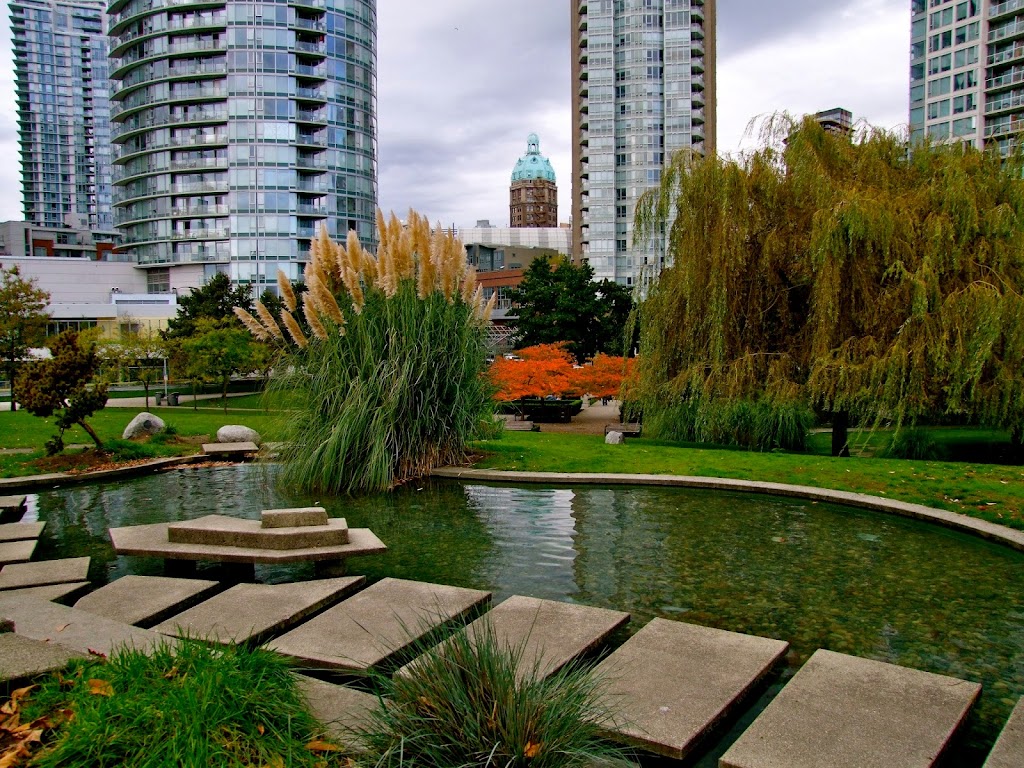 Andy Livingstone Park | 89 Expo Blvd, Vancouver, BC V6B 6N5, Canada | Phone: (236) 833-4841