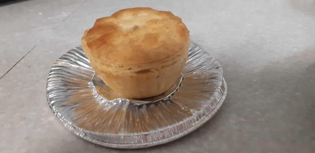 Hannas Meat Pies Ltd | 4431 William St, Sydenham, ON K0H 2T0, Canada | Phone: (613) 876-4696