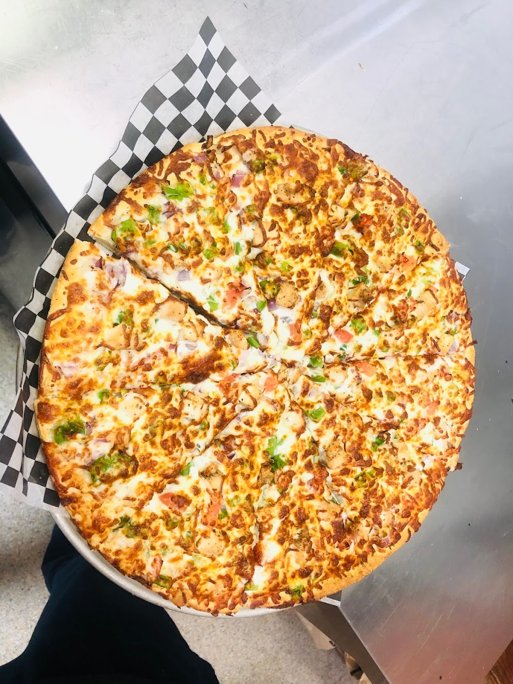 Scottsdale Pizza | 12033 84 Ave, Surrey, BC V3W 3G4, Canada | Phone: (604) 566-2033