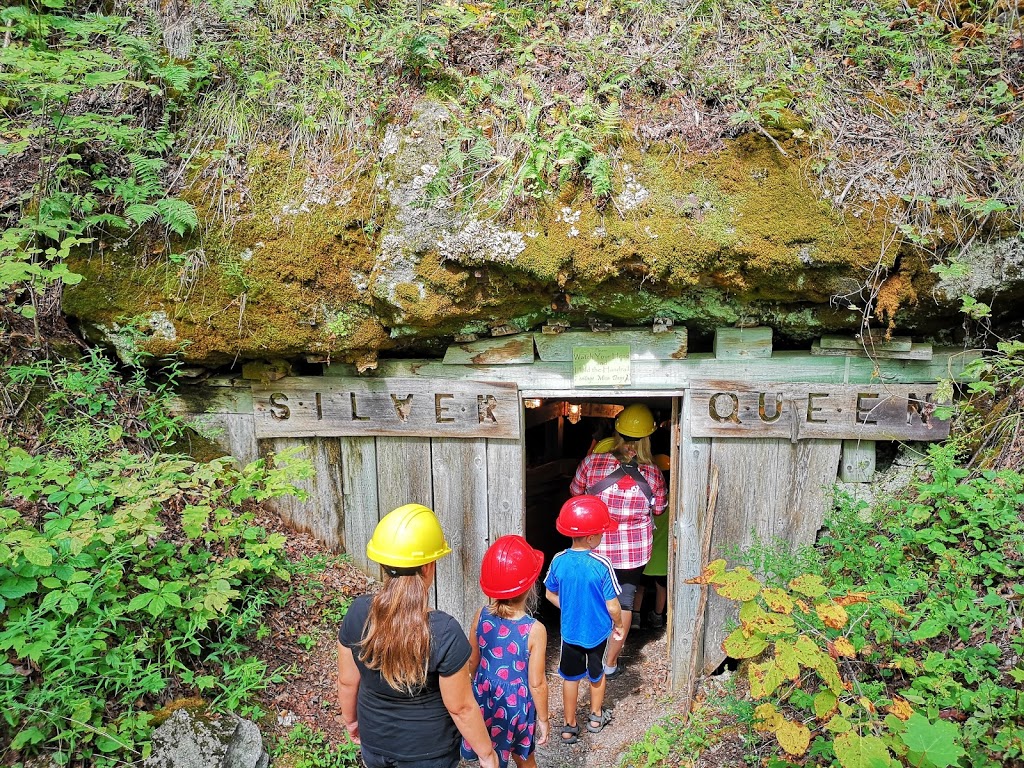 Silver Queen Mine restored miner’s bunkhouse | Tay Valley, ON K0G 1V0, Canada | Phone: (613) 267-5060