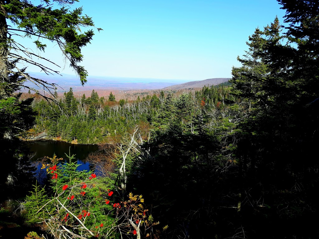 Lac Mohawk | Sutton, QC J0E 2K0, Canada