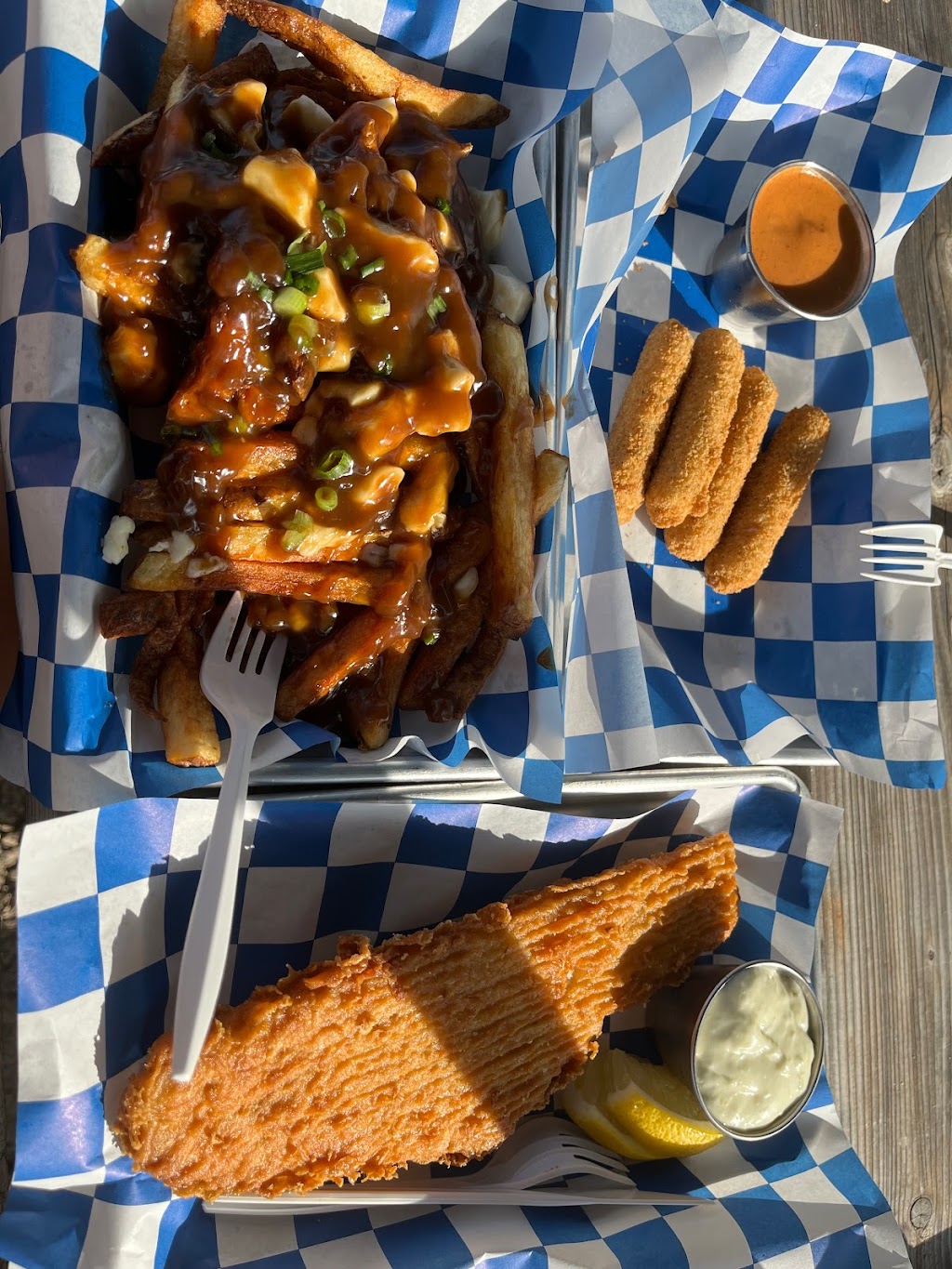 Four Bros Fries | 1652 Russell Landing Rd, Dorset, ON P0A 1E0, Canada | Phone: (720) 560-3844