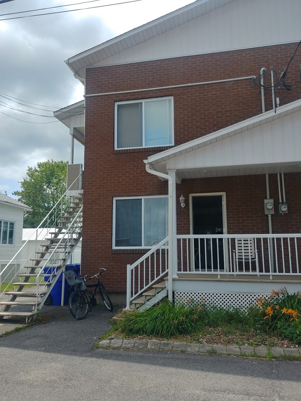 Assn-Travailleurs | 313 Rue Saint-Jacques, Saint-Michel-des-Saints, QC J0K 3B0, Canada | Phone: (450) 833-1507