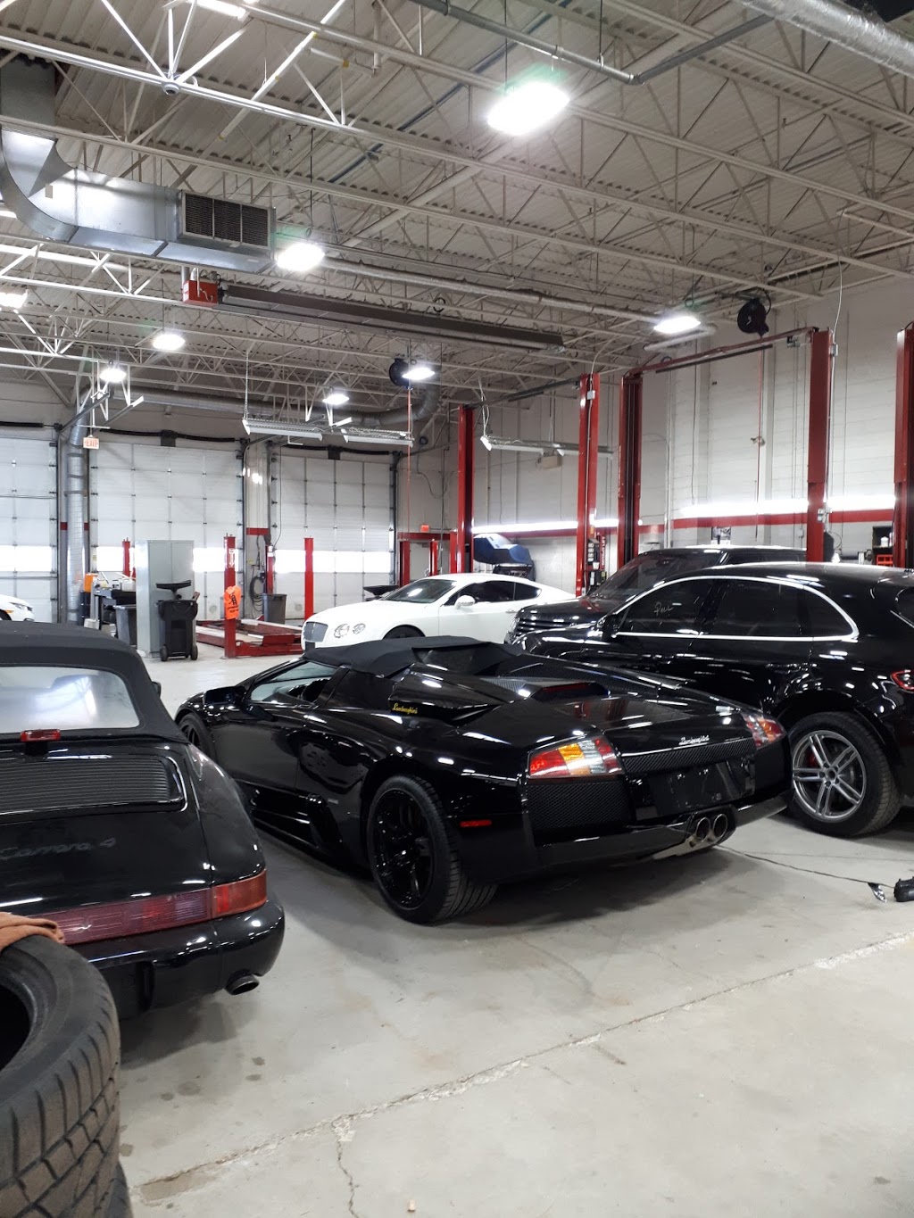 Lee & Kim Auto Repairs | 225 Dundas St E, Mississauga, ON L5A 1W8, Canada | Phone: (905) 272-2210