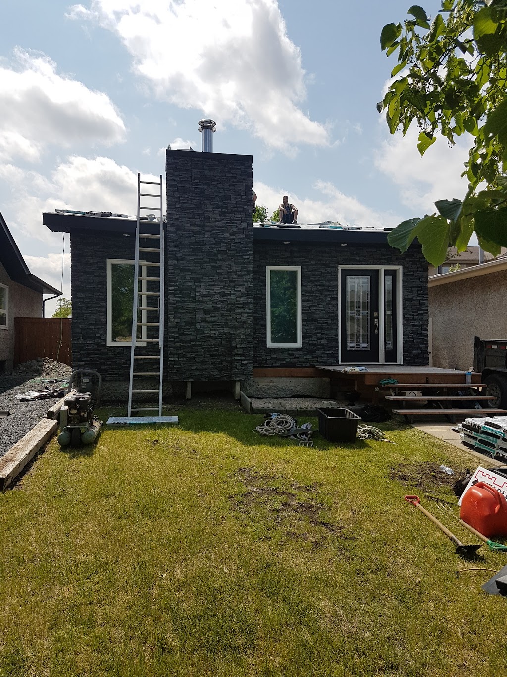 Dachdecker Roofing | 73 Siddall Crescent, Winnipeg, MB R2K 3W5, Canada | Phone: (204) 509-8426