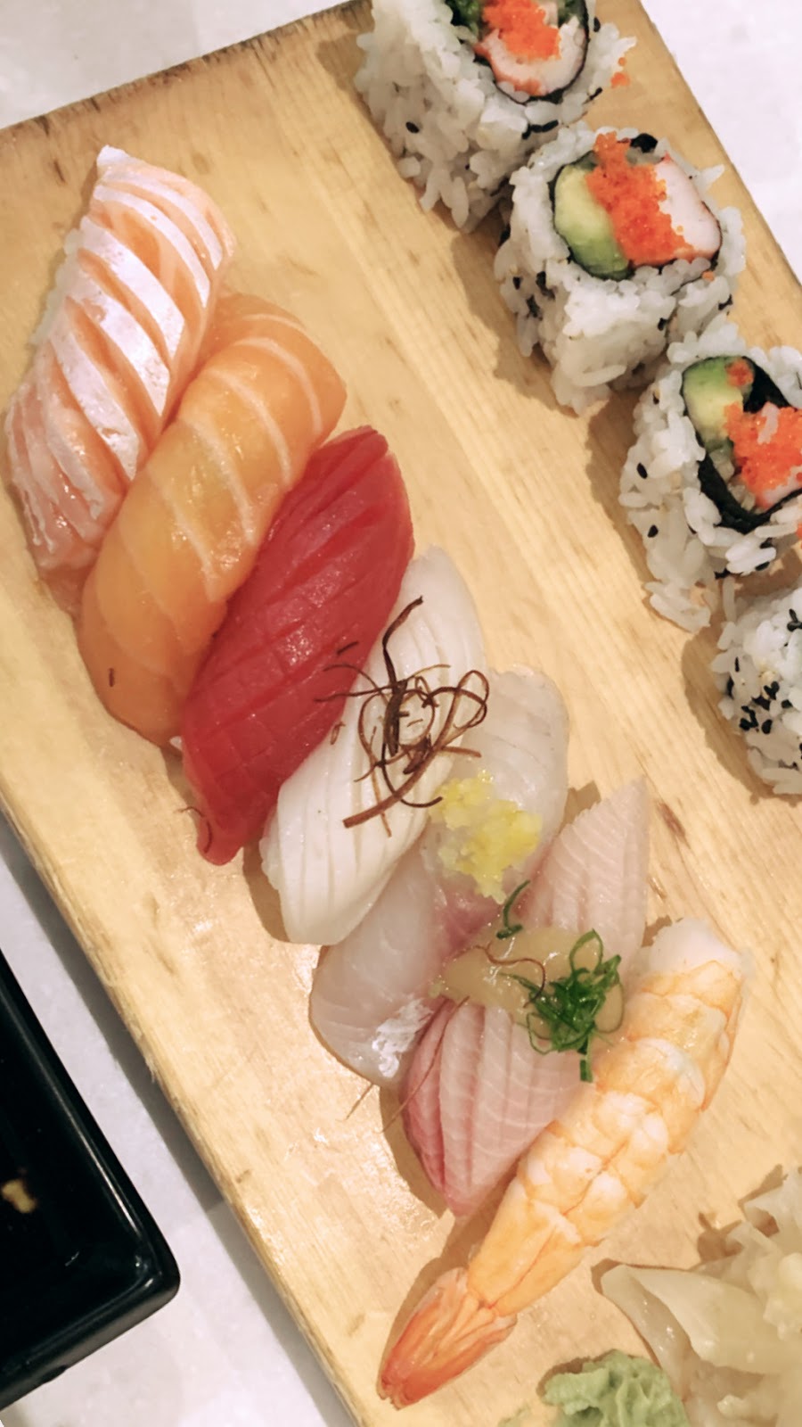 Kibo Sushi House - Cabbagetown | 533 Parliament St, Toronto, ON M4X 1P3, Canada | Phone: (647) 352-3788