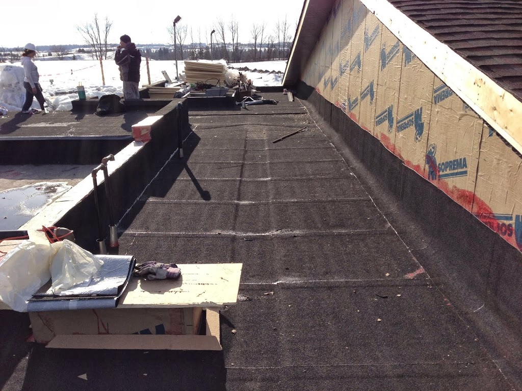 JG Flat Roofing | 229 Southwood Dr, Cambridge, ON N1S 3S6, Canada | Phone: (226) 201-3133