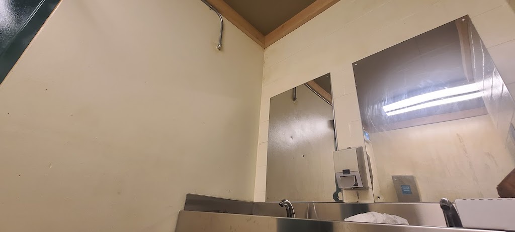 Public Bathroom | 629 Hillcrest St, Coquitlam, BC V3J, Canada | Phone: (604) 927-6300