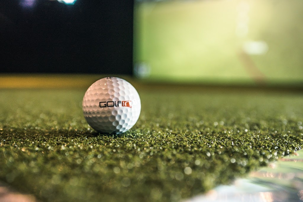 Golf In | 9555 10e Av, Saint-Georges, QC G5Y 8J8, Canada | Phone: (877) 228-5533