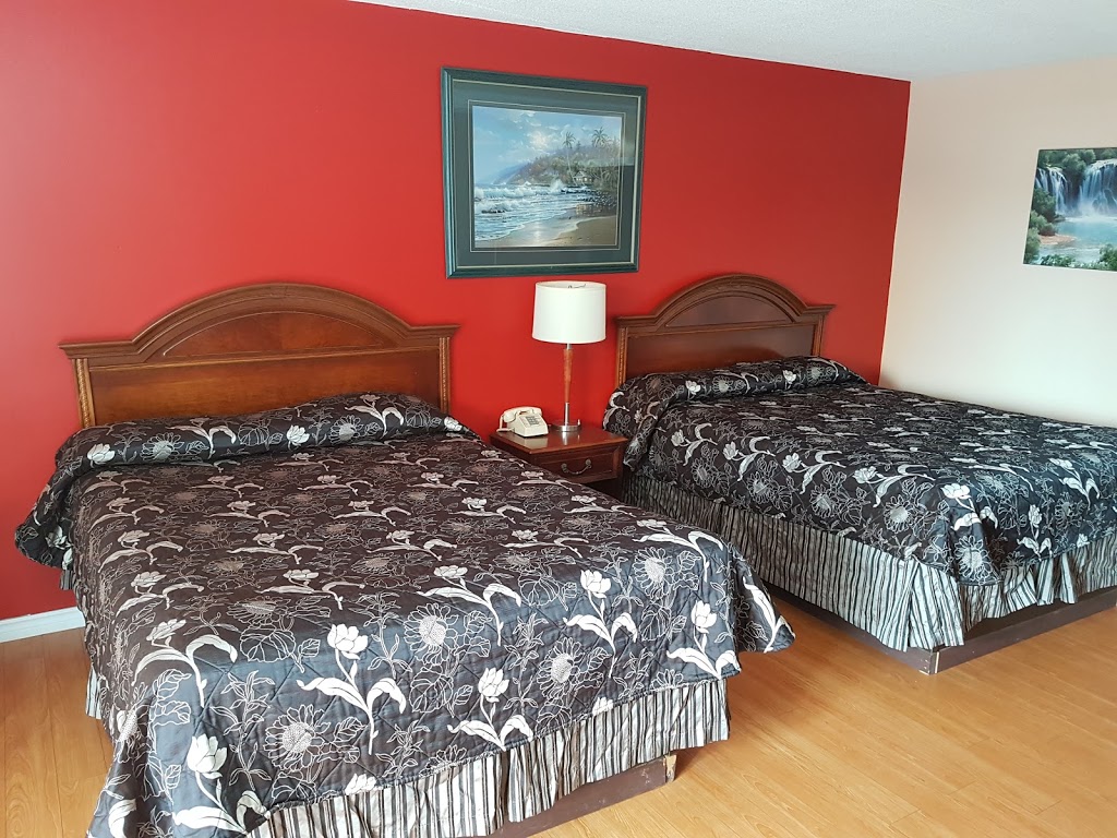 Kenora Motel | 2030 Huron Church Rd, Windsor, ON N9C 2L5, Canada | Phone: (519) 969-7500