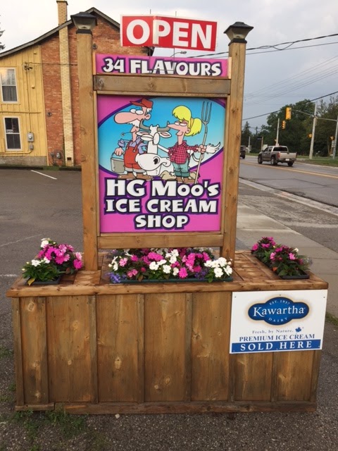 HG Moo’s Ice Cream Shop | 2208 Line 34, Shakespeare, ON N0B 2P0, Canada | Phone: (519) 625-1234