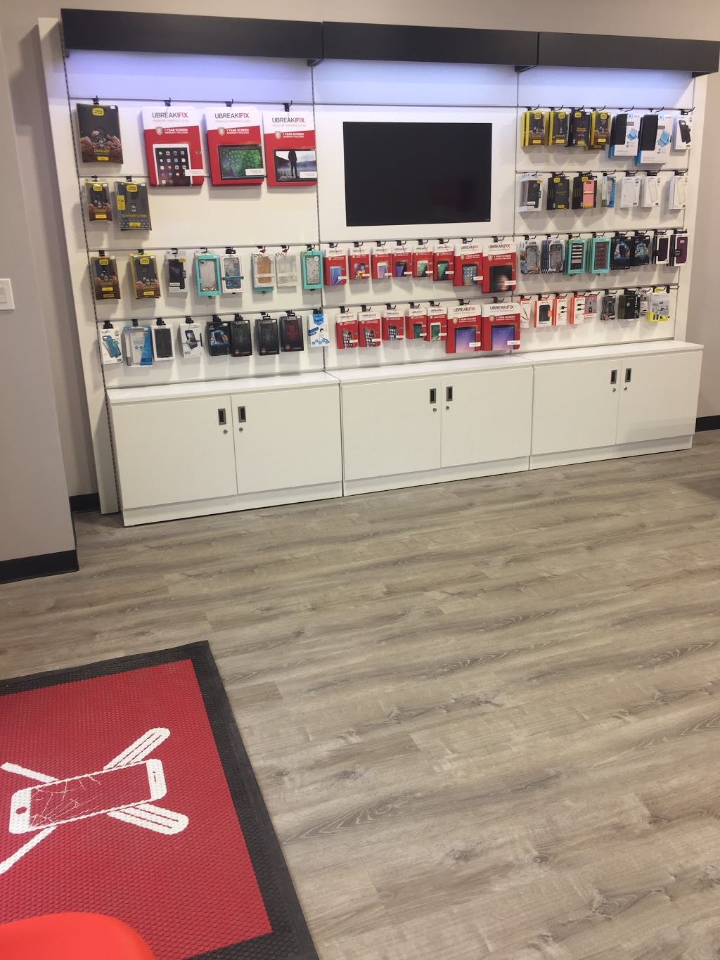 uBreakiFix | 3570 Strandherd Dr Unit 8, Nepean, ON K2J 5L4, Canada | Phone: (613) 319-9989