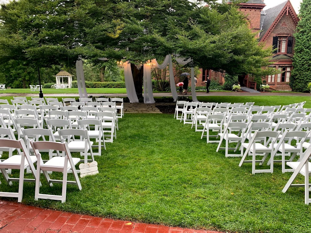 Penryn Park Wedding Venue at Port Hope Golf and Country Club | 82 Victoria St S, Port Hope, ON L1A 3L6, Canada | Phone: (800) 346-5361