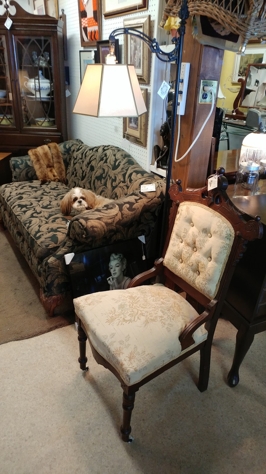 Colonial Antiques | 4881 Garrison Rd, Ridgeway, ON L0S 1N0, Canada | Phone: (905) 894-5881