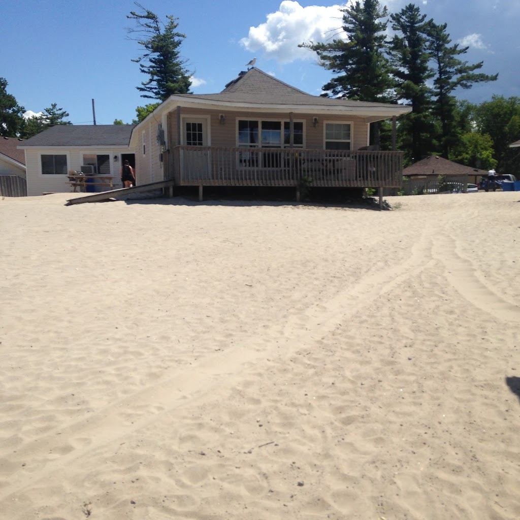 Sandpiper Beach Resort | 8 Sandpiper Ln, Wasaga Beach, ON L9Z 2J9, Canada | Phone: (416) 566-1704