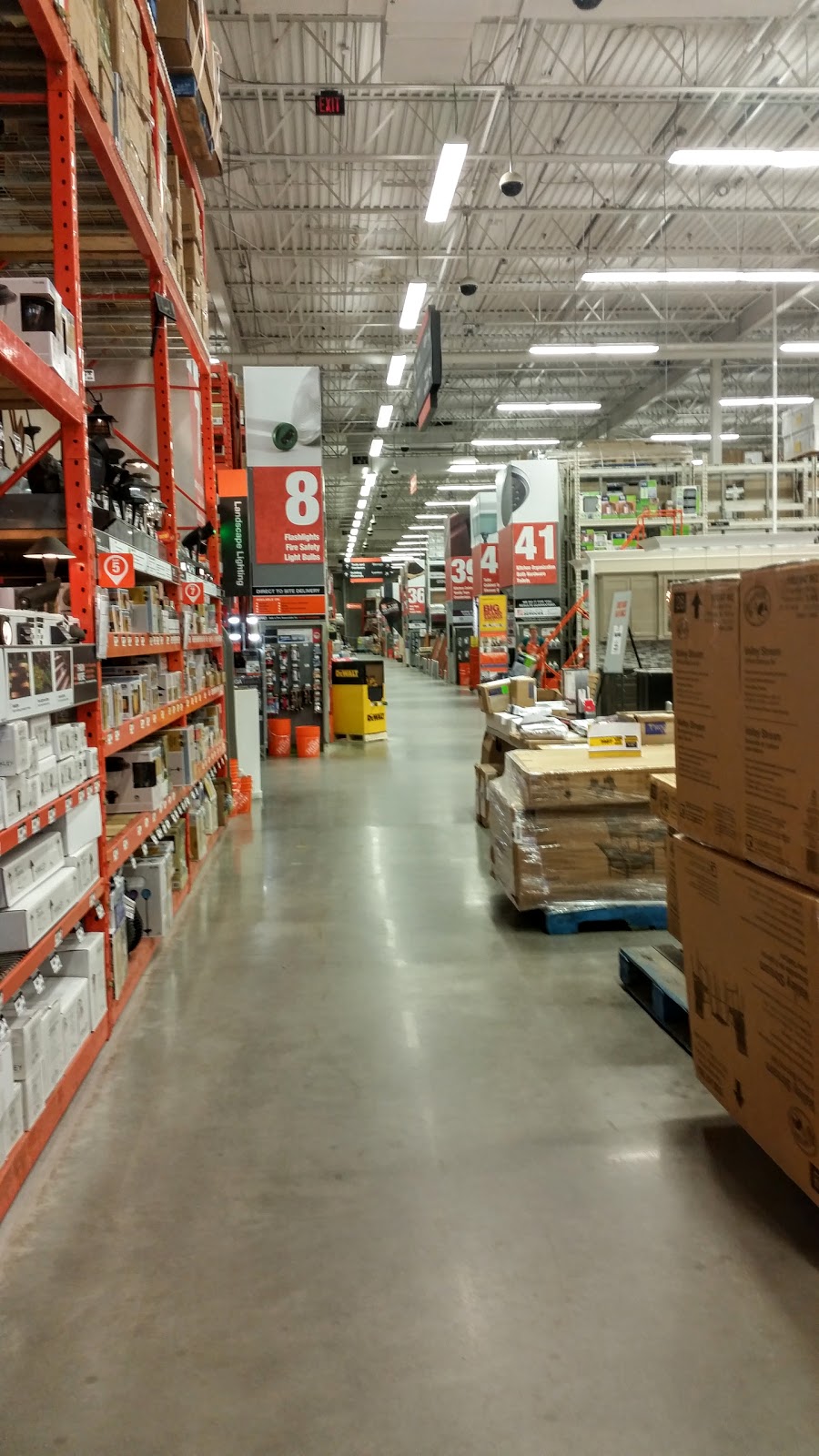 The Home Depot | 17850 Yonge St, Newmarket, ON L3Y 8S1, Canada | Phone: (905) 898-0090