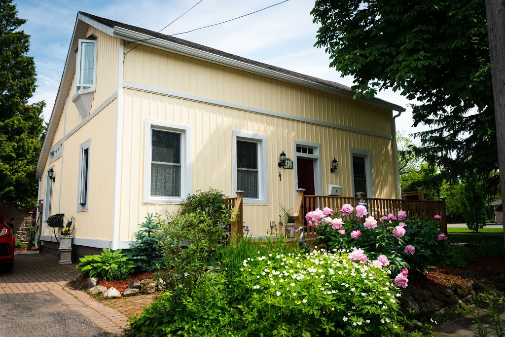 Blue Willow Bed and Breakfast NOTL | Box 1793, 418 Gate St, Niagara-on-the-Lake, ON L0S 1J0, Canada | Phone: (289) 552-3207