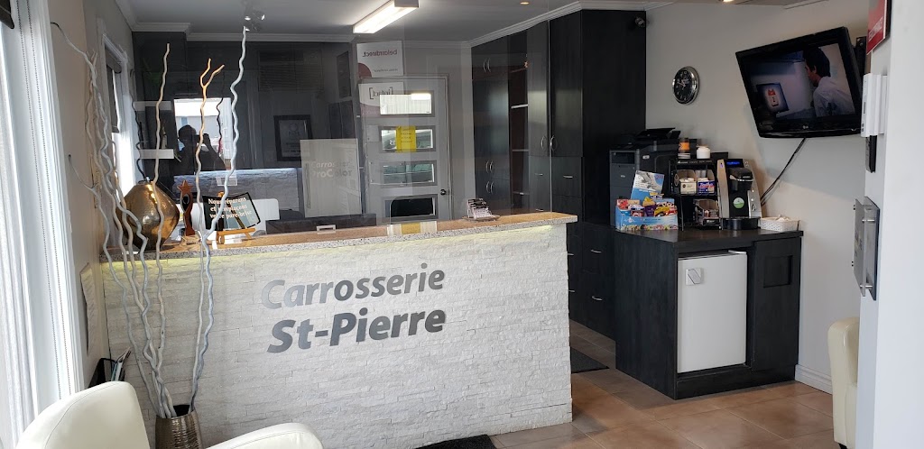 Carrosserie-St-Pierre | 15 Rue Commerciale, Hébertville, QC G8N 1N3, Canada | Phone: (418) 344-4433