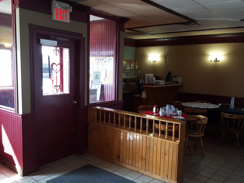 Malibu Restaurant Inc | 36316 Richmond St, Centralia, ON N0M 1K0, Canada | Phone: (519) 228-6161