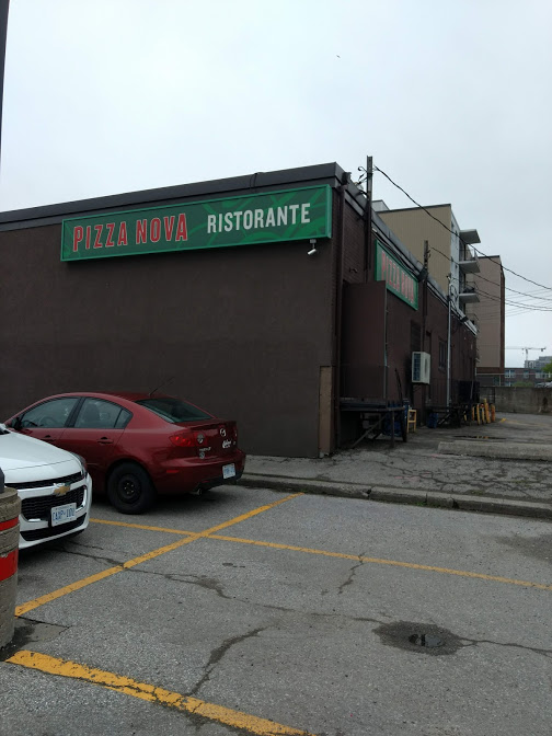 Pizza Nova | 2272 Lawrence Ave E, Scarborough, ON M1P 2P9, Canada | Phone: (416) 439-0000