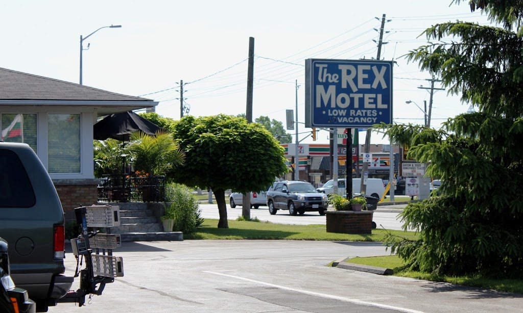 The Rex Motel | 6247 McLeod Rd, Niagara Falls, ON L2G 3E9, Canada | Phone: (905) 354-4223