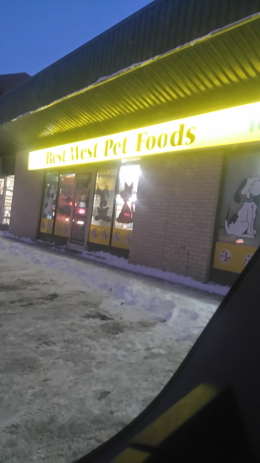 Best West Pet Foods Inc | 492 St Annes Rd, Winnipeg, MB R2M 3E1, Canada | Phone: (204) 257-4044