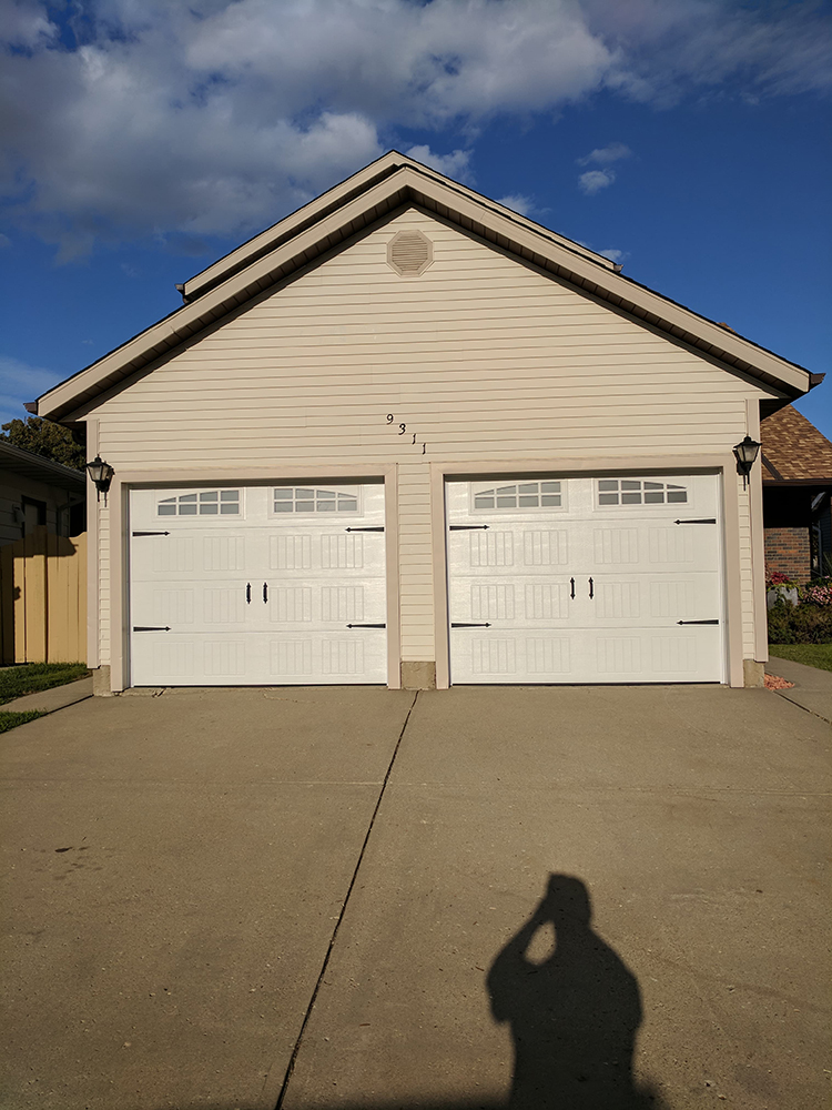 DMA Garage Doors | 301A Timothy Dr unit 203, Red Deer, AB T4P 0P3, Canada | Phone: (780) 293-8169