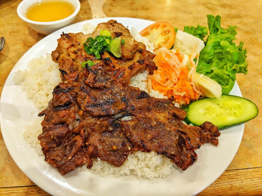 Pho Mi Viet Hoa | 2887 Jane St, North York, ON M3N 2J8, Canada | Phone: (647) 435-3251