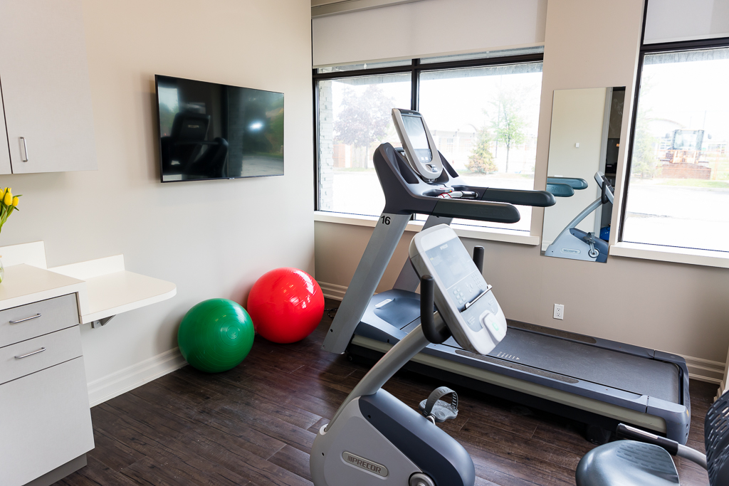 Physio Now Maple Grove | 2035 Cornwall Rd, Oakville, ON L6J 7S2, Canada | Phone: (905) 337-7220