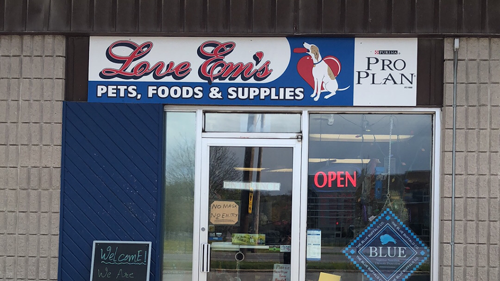 Love Ems Pet Food & Supplies | 49 Elizabeth St, Brighton, ON K0K 1H0, Canada | Phone: (613) 475-5544