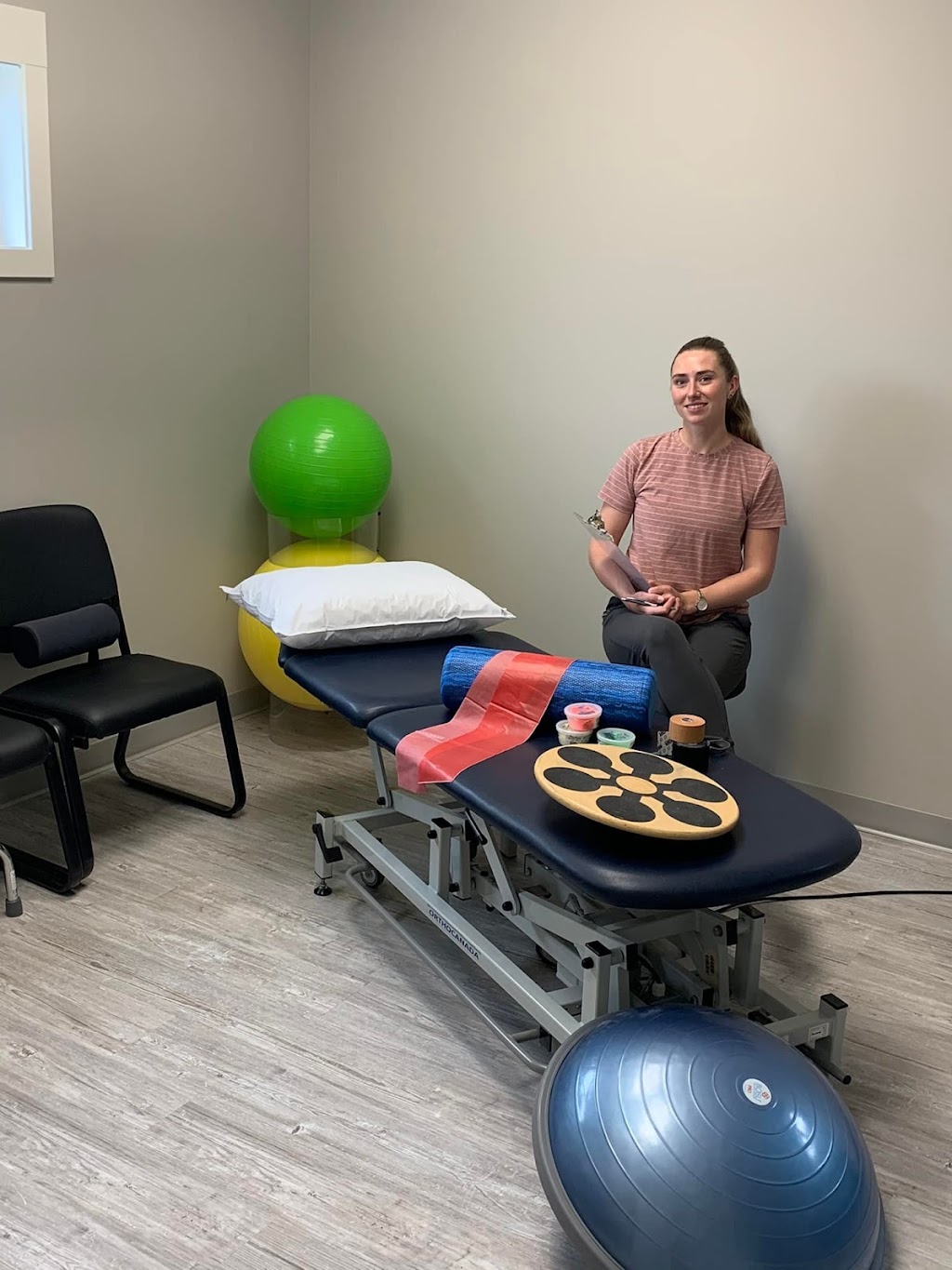 Stirling Chiropractic and Massage | Box 32, 301 4 Ave, Stirling, AB T0K 2E0, Canada | Phone: (403) 756-0319