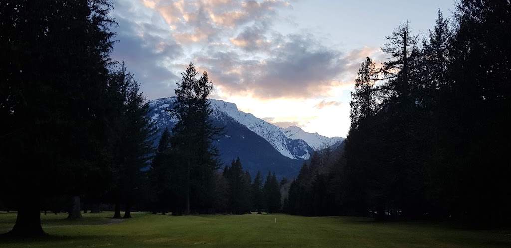 Squamish Valley Golf & Country | 2458 Mamquam Rd, Squamish, BC V8B 0H8, Canada | Phone: (604) 898-9521