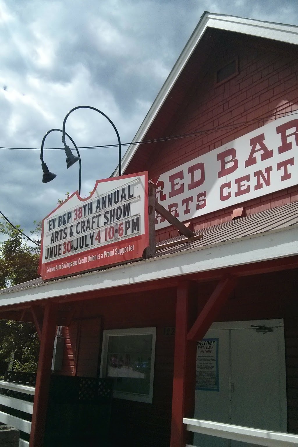 Red Barn Art Center | 1226 Riverside Ave, Sicamous, BC V0E 2V0, Canada | Phone: (250) 836-2594