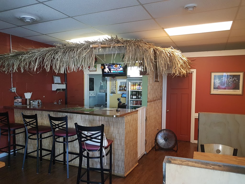 PGs Jamaican Restaurant | 1387 Johnston Rd, White Rock, BC V4B 3Z3, Canada | Phone: (604) 541-7289