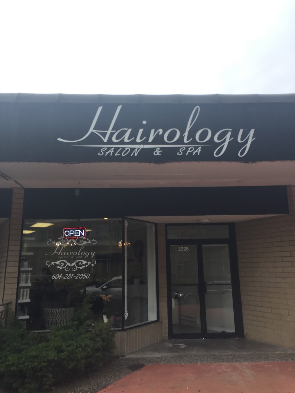 Hairology Salon & Spa -AVEDA Salon | 2226 Marine Dr, West Vancouver, BC V7V 1K4, Canada | Phone: (604) 281-2050