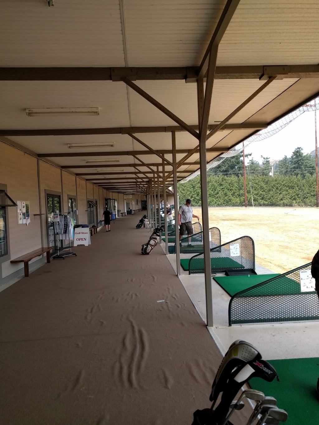 Blenkinsop Valley Driving Range | 4239 Blenkinsop Rd, Victoria, BC V8X 2C3, Canada | Phone: (250) 721-2001