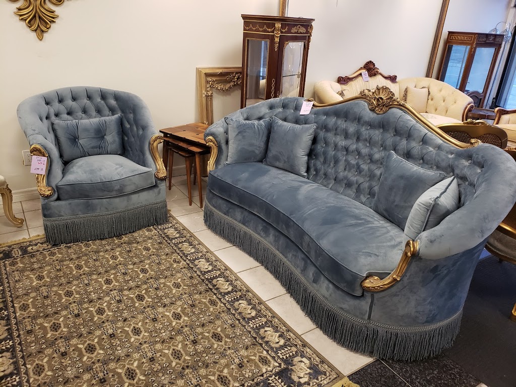 Tulip Furniture | 1036 Merivale Rd, Ottawa, ON K1Z 6A7, Canada | Phone: (613) 981-2454