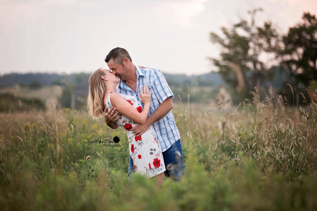 LeeAnne Rose Photography | 5 Varcoe Rd, Courtice, ON L1E 1S5, Canada | Phone: (905) 914-4021